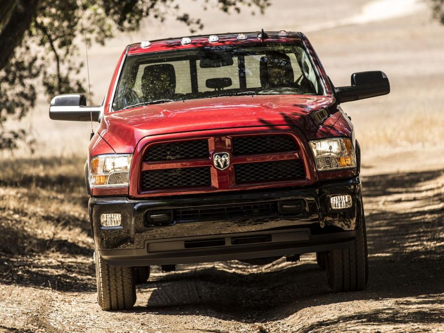  Dodge Ram 2500 Outdoorsman Crew Cab 2012 года  (фото 2 из 3)